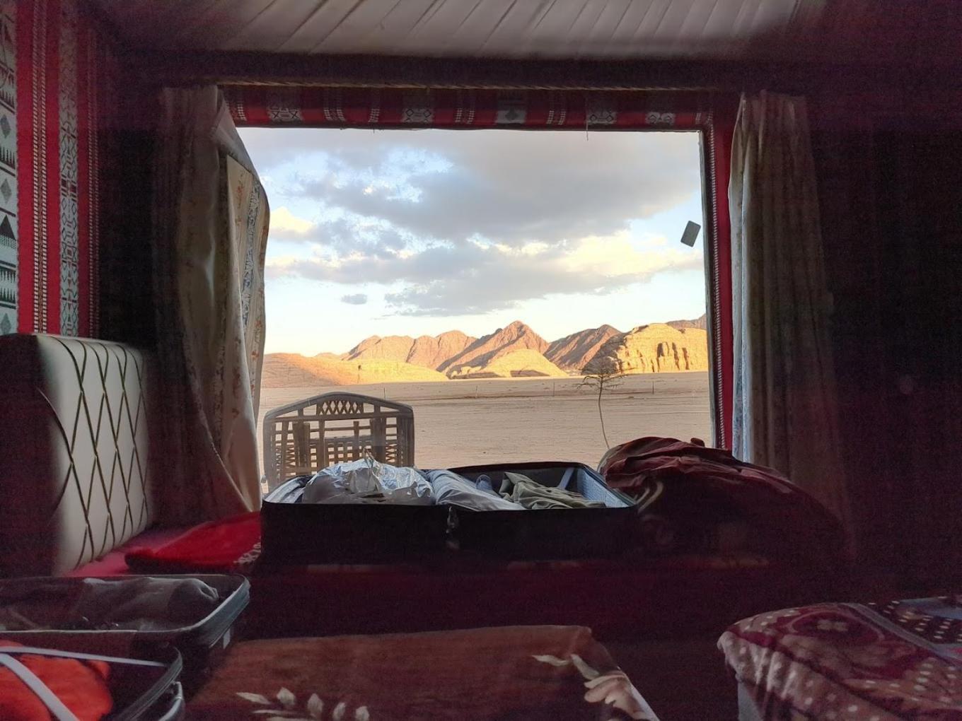 Caesar Desert Camp Wadi Rum Esterno foto